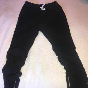 Men’s Black Pants